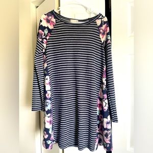 Altar’d State Dress, size Small
